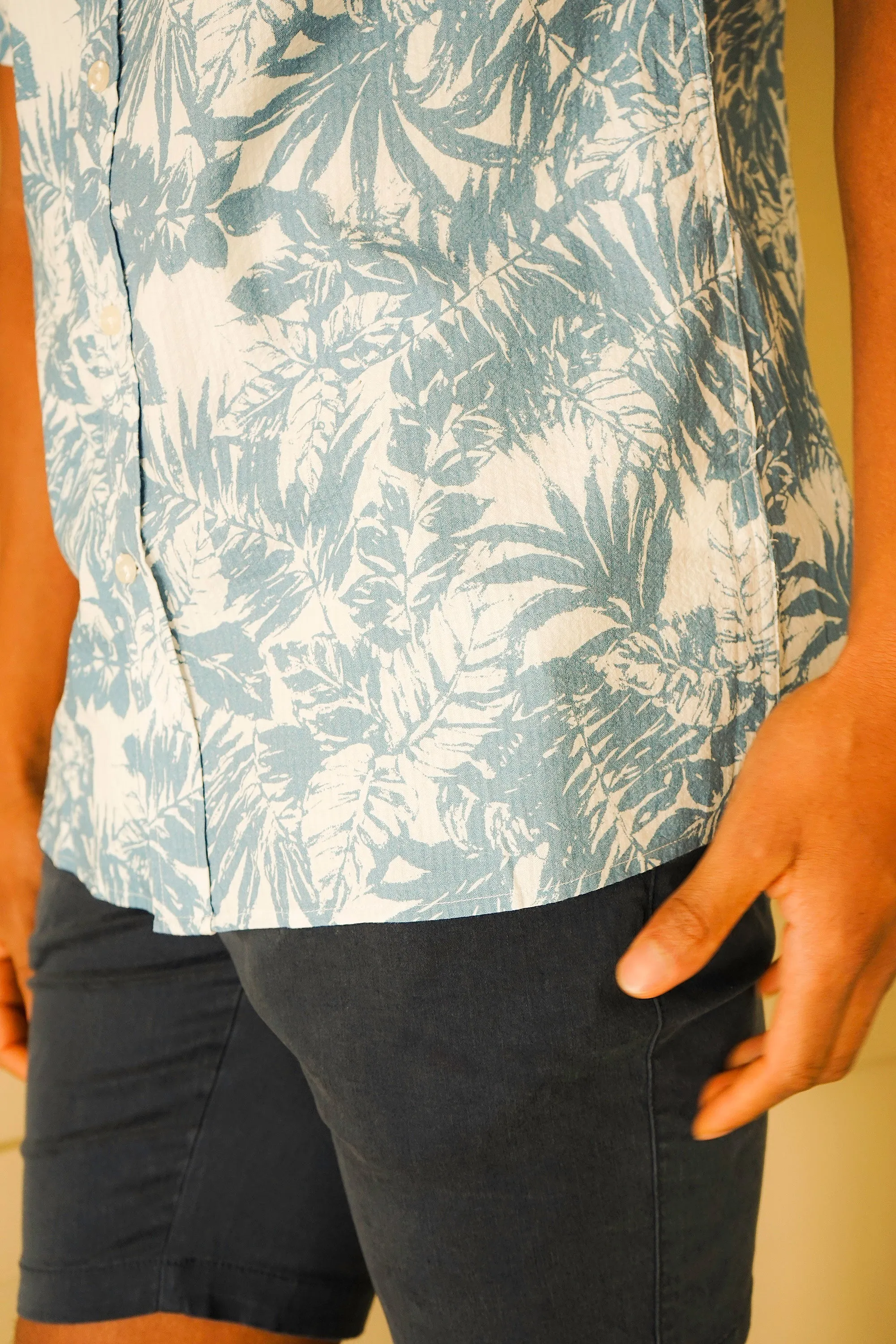 Reynolds Seersucker Blue Leaves Shirt