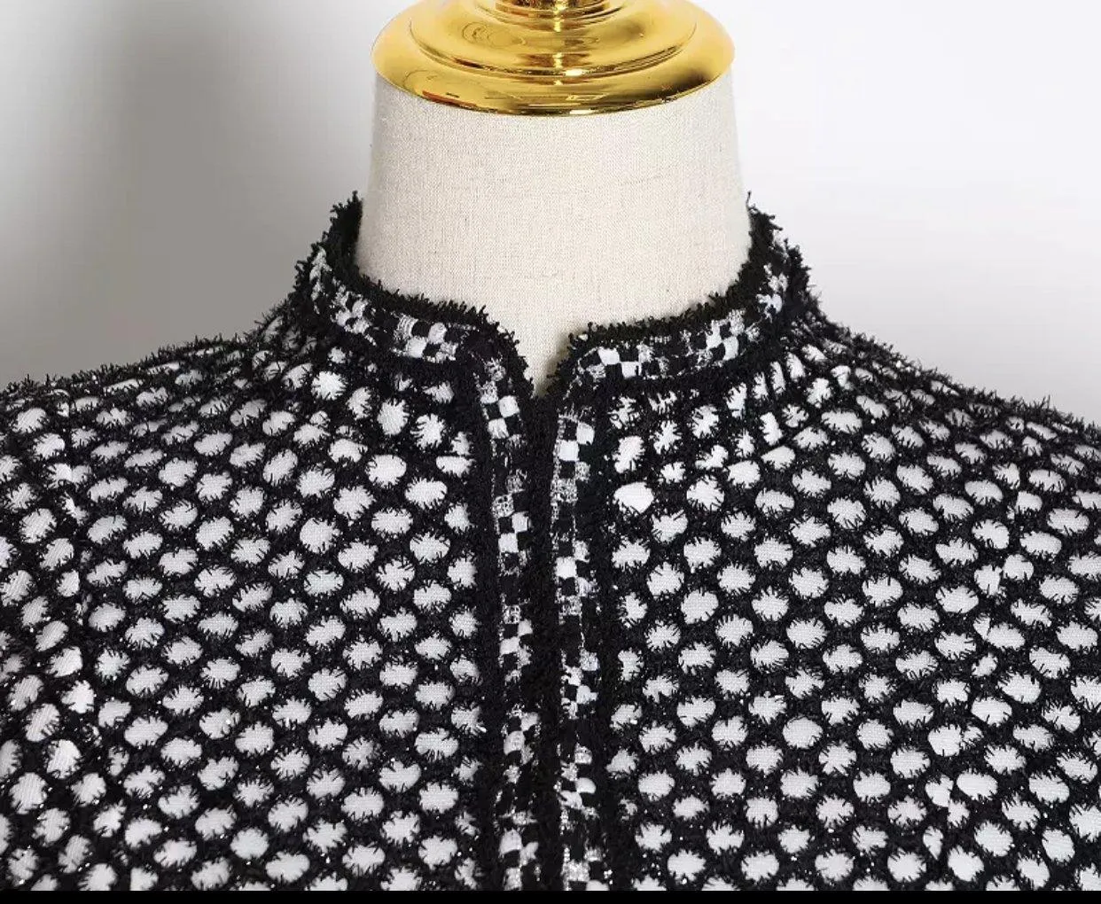 Ruched Plaid O Neck Puff Sleeve Top