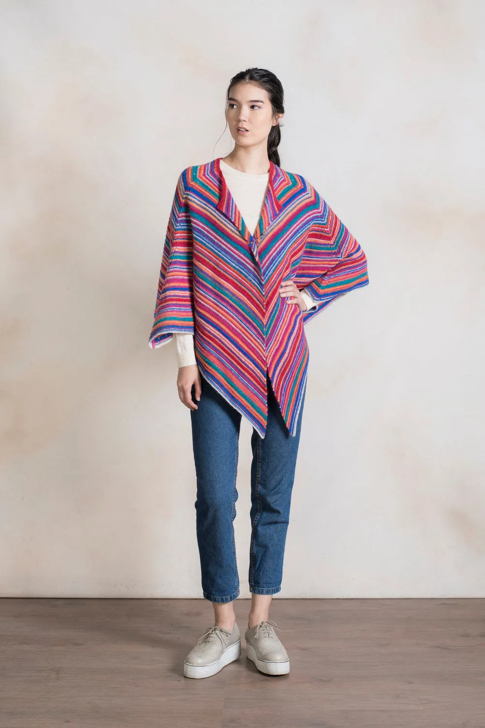 Russet Poncho Baby Alpaca Color Luna