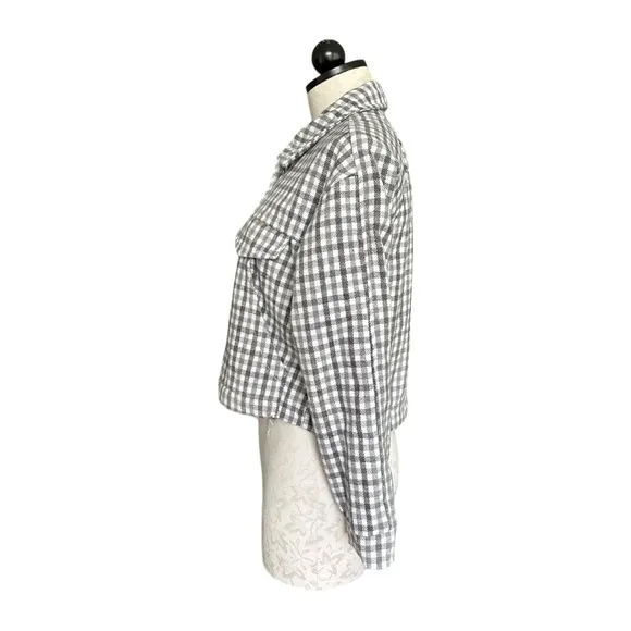 Sadie &amp; Sage Flannel Check Crop Jacket Boxy Gray &amp; Cream Snap Front Size Small