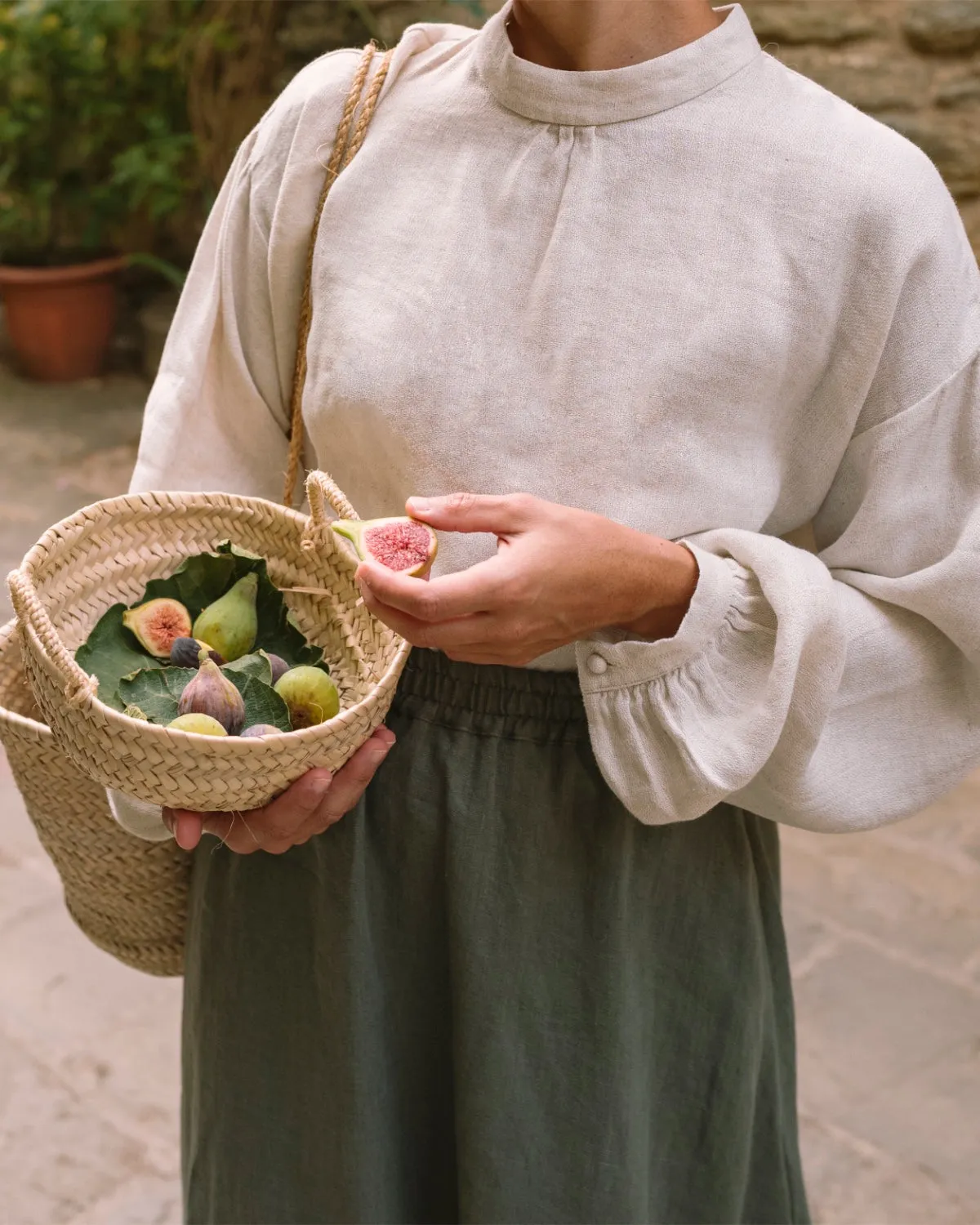 Shaina - Linen Skirt in Basil