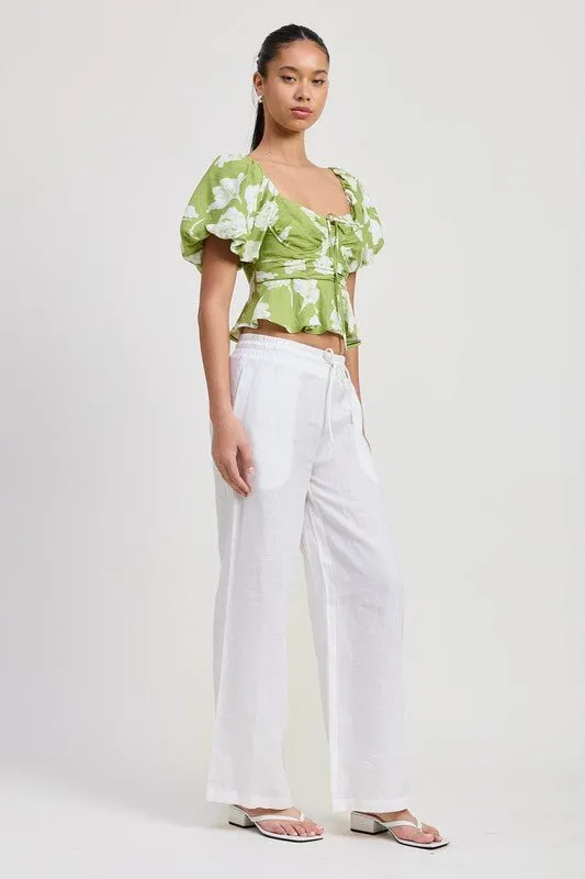 SHORT PUFF SLEEVE  FLORAL BLOUSE