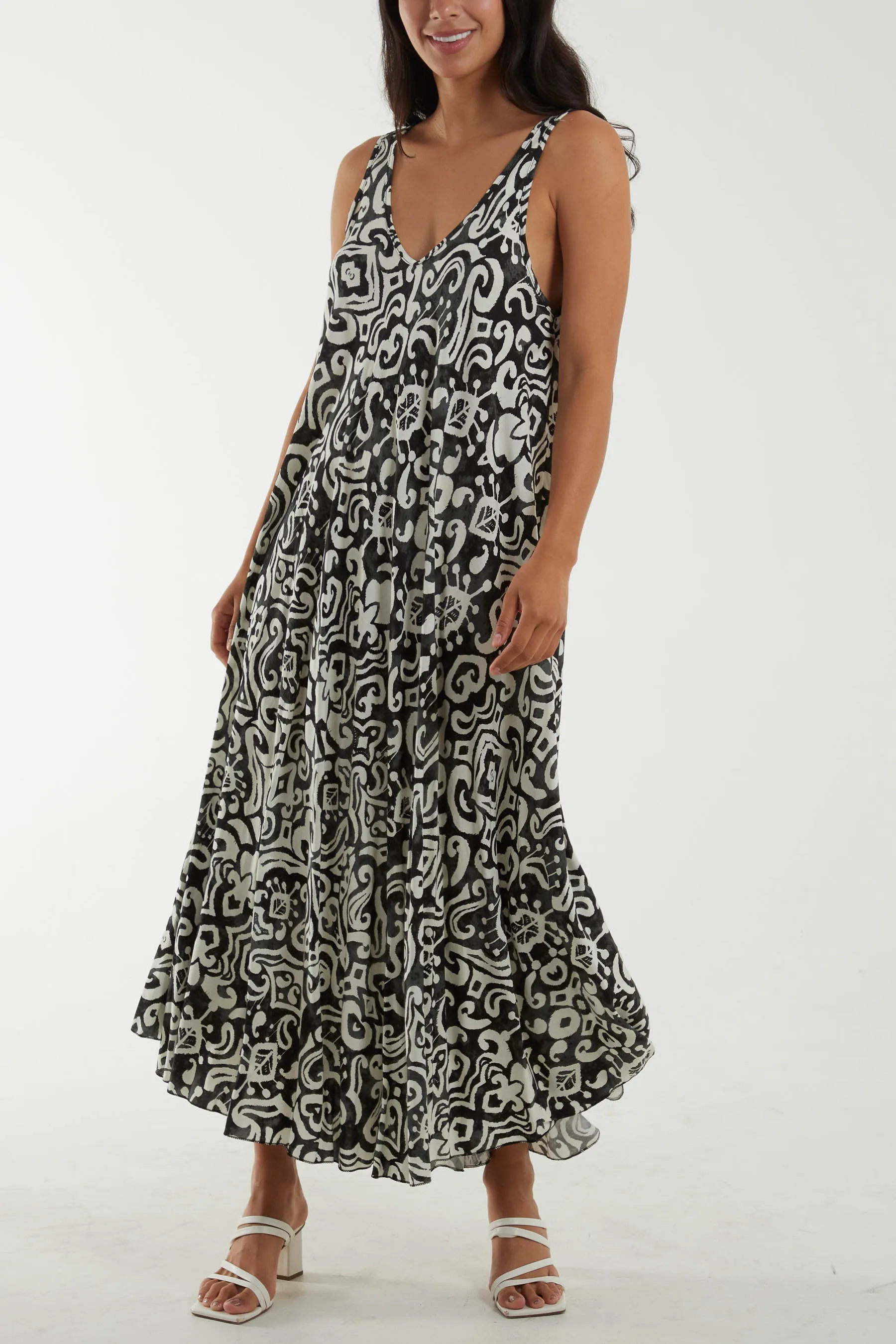 Sleeveless Abstract Print Maxi Dress