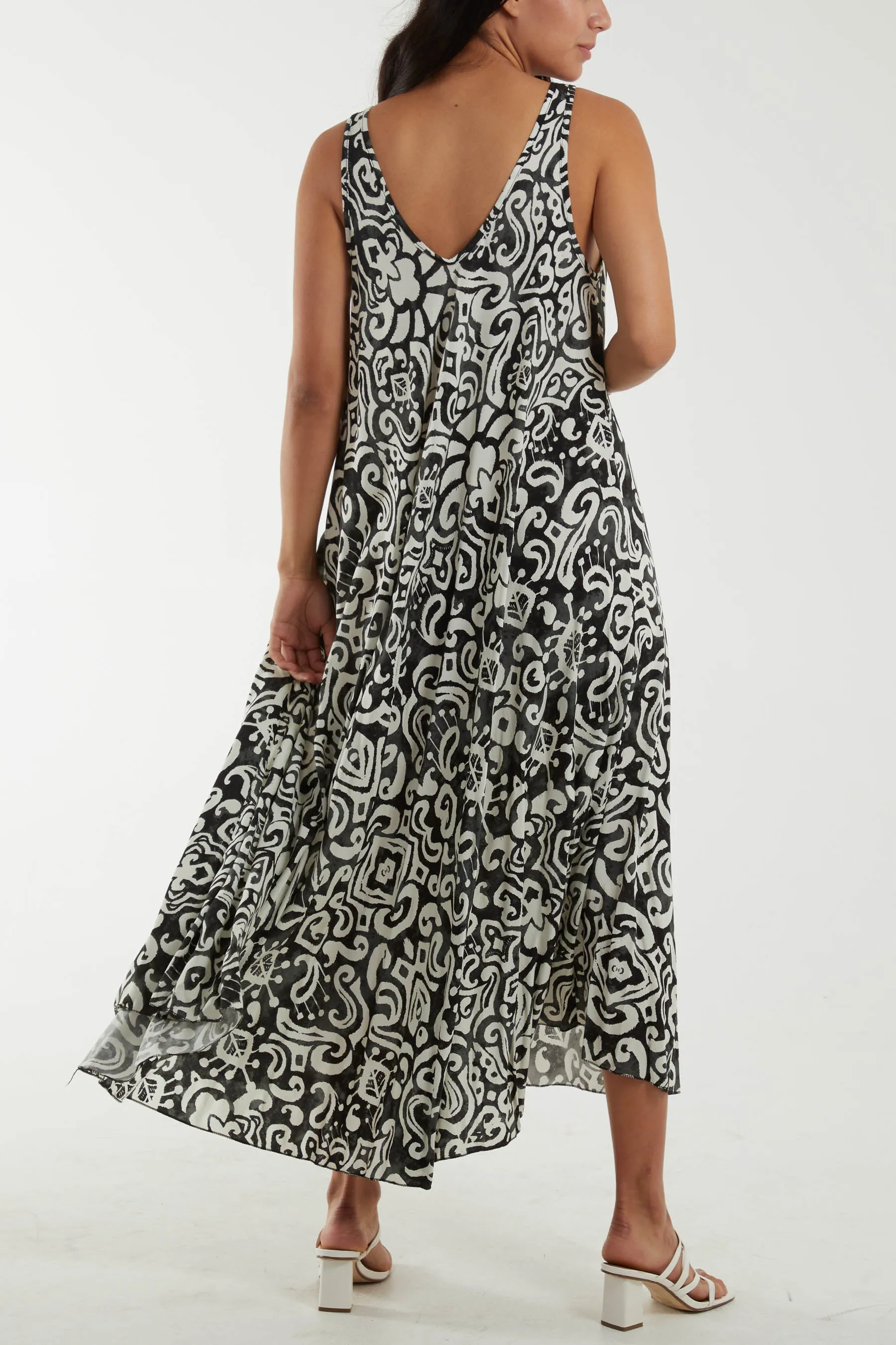 Sleeveless Abstract Print Maxi Dress