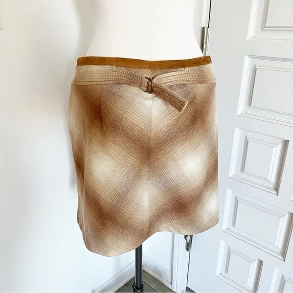 Tahari Tan Brown Cream Plaid Skirt Suede &amp; Buckle Details