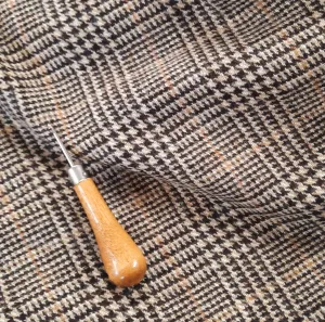 Textured Wool Fabric "Dark Brown Glen Plaid"