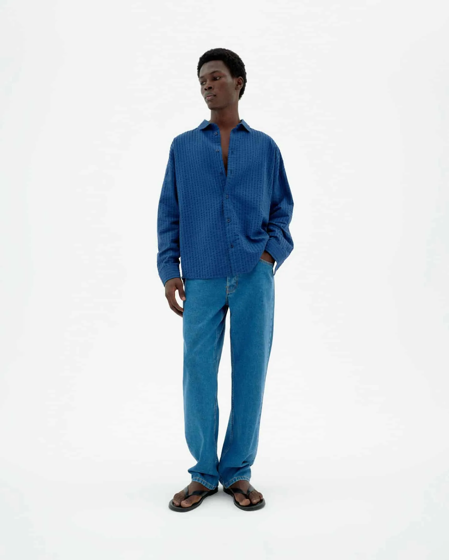 THINKING MU Haru seersucker shirt cobalt men