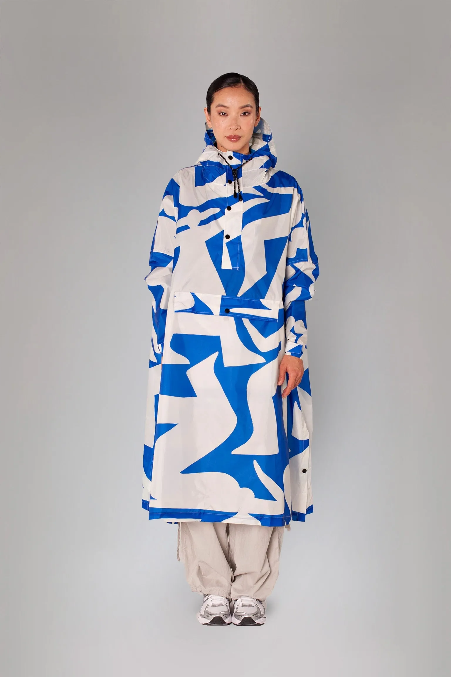 Timo Kuilder 'Blue Dance' Rain Poncho