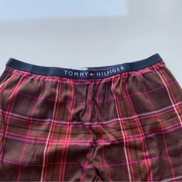 Tommy Hilfiger Original long sleeve flannel plaid pajama set in red Size‎ XL