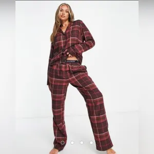 Tommy Hilfiger Original long sleeve flannel plaid pajama set in red Size‎ XL