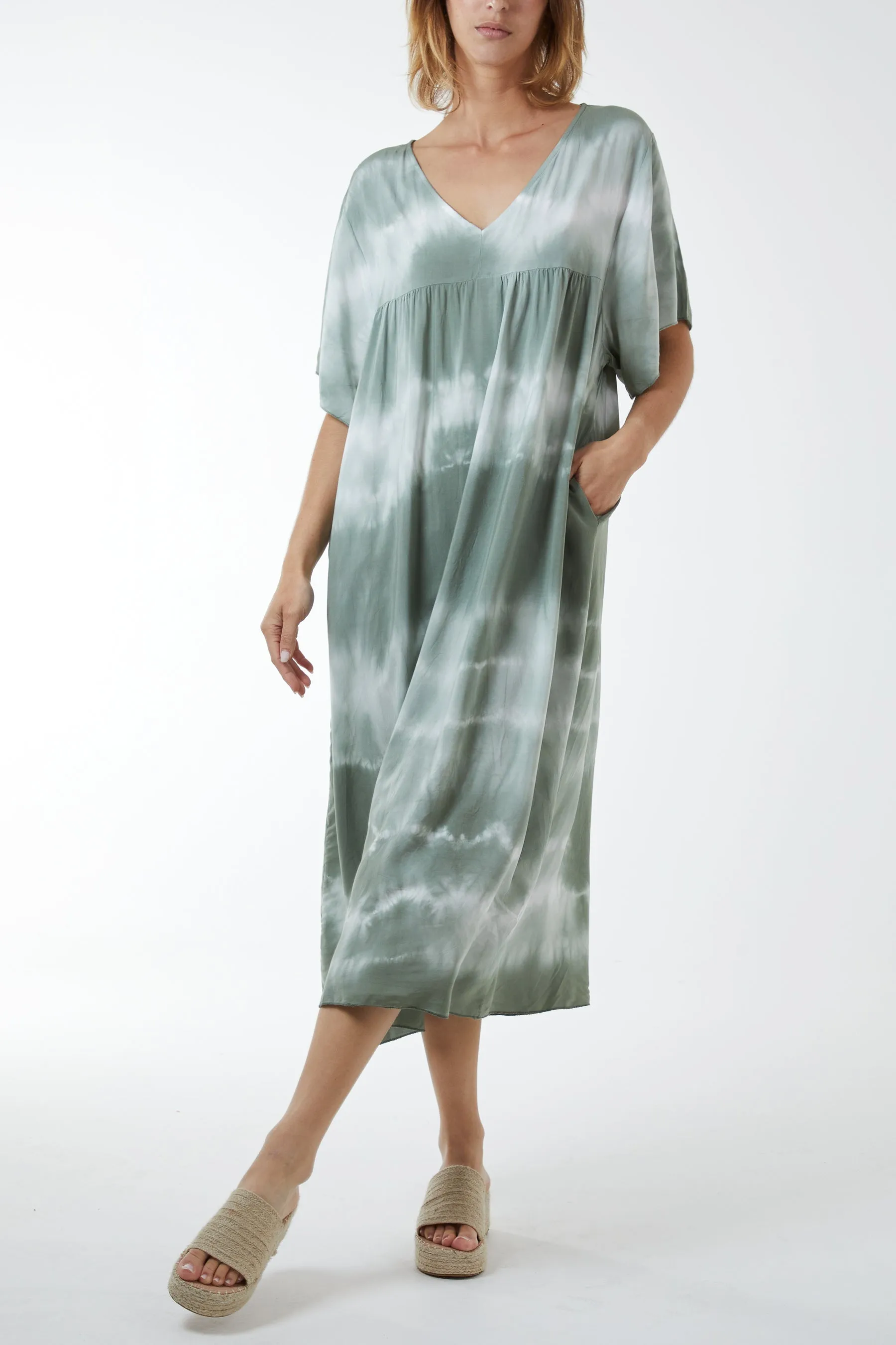 V-Neck Tie Dye Maxi Dress