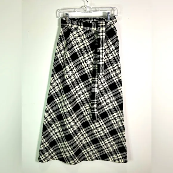Vintage 1970s Maxi Plaid Skirt, Black and White Size XS/S