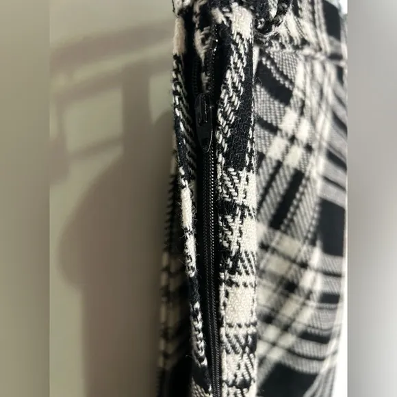 Vintage 1970s Maxi Plaid Skirt, Black and White Size XS/S