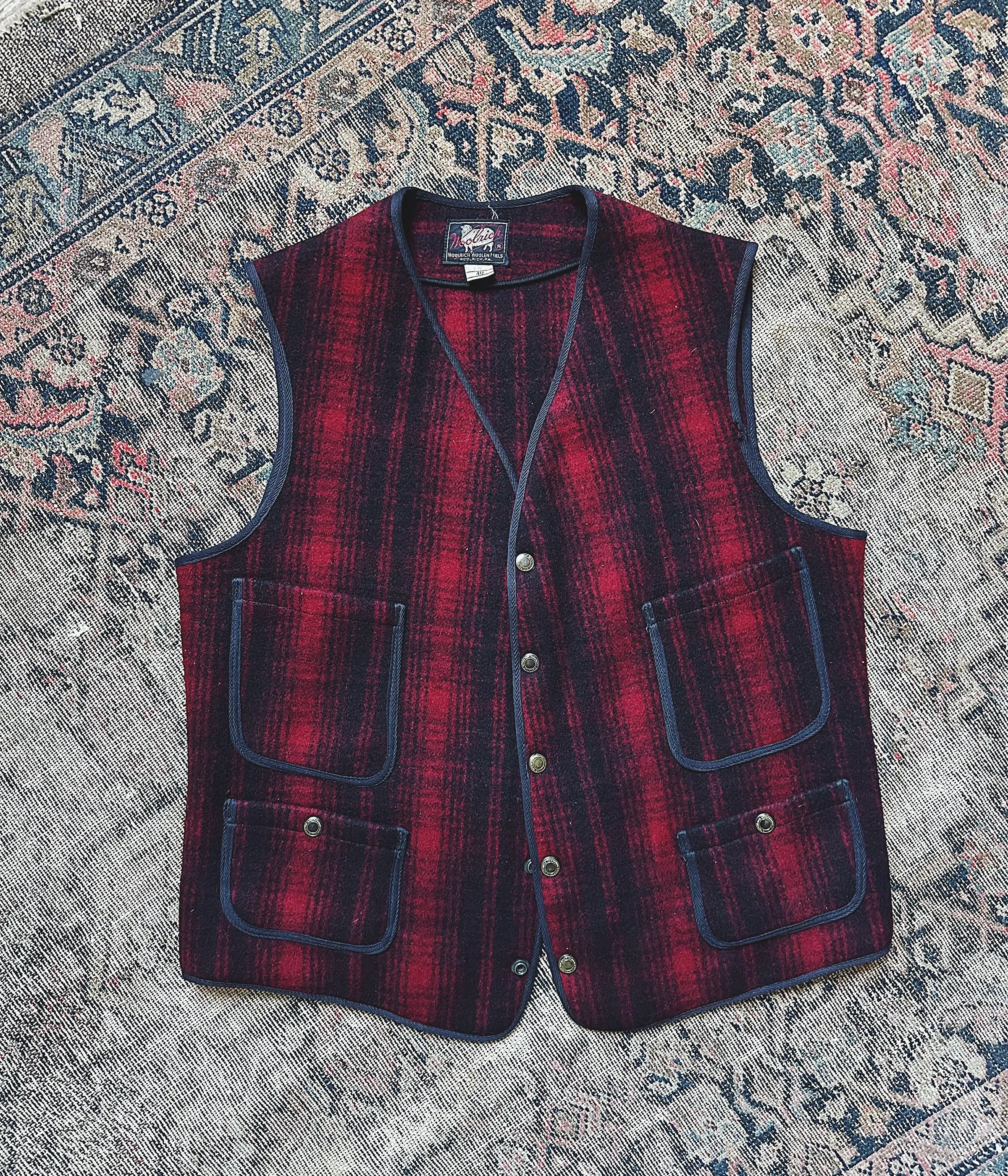 Vintage Woolrich Buckle Back Vest – Medium