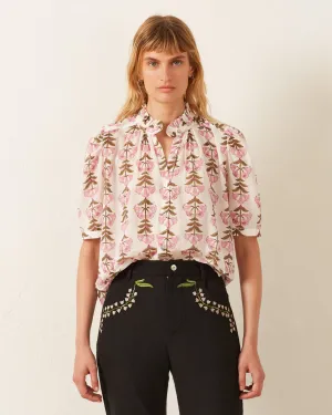 Winnie Trumpet Lily Shirt