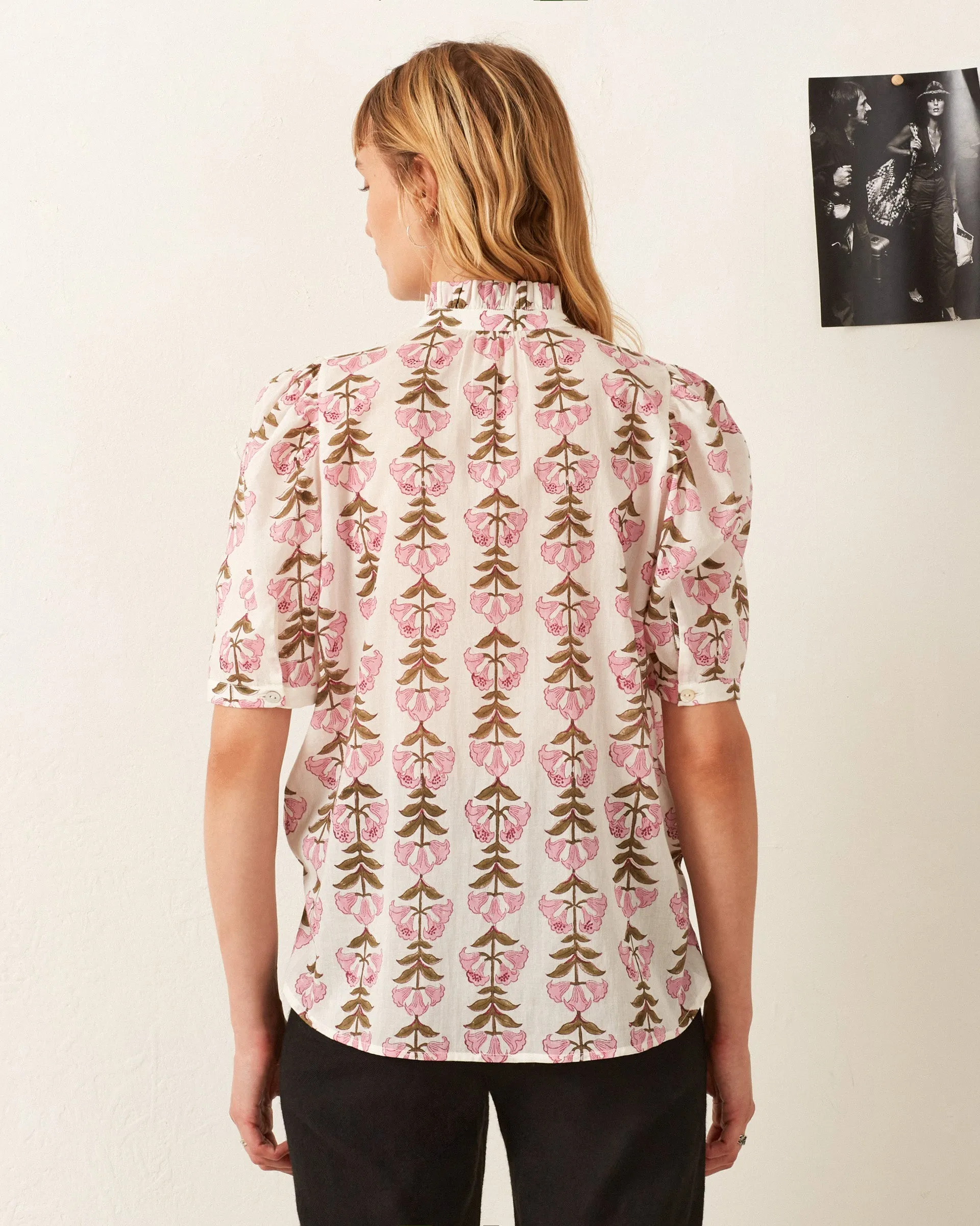 Winnie Trumpet Lily Shirt