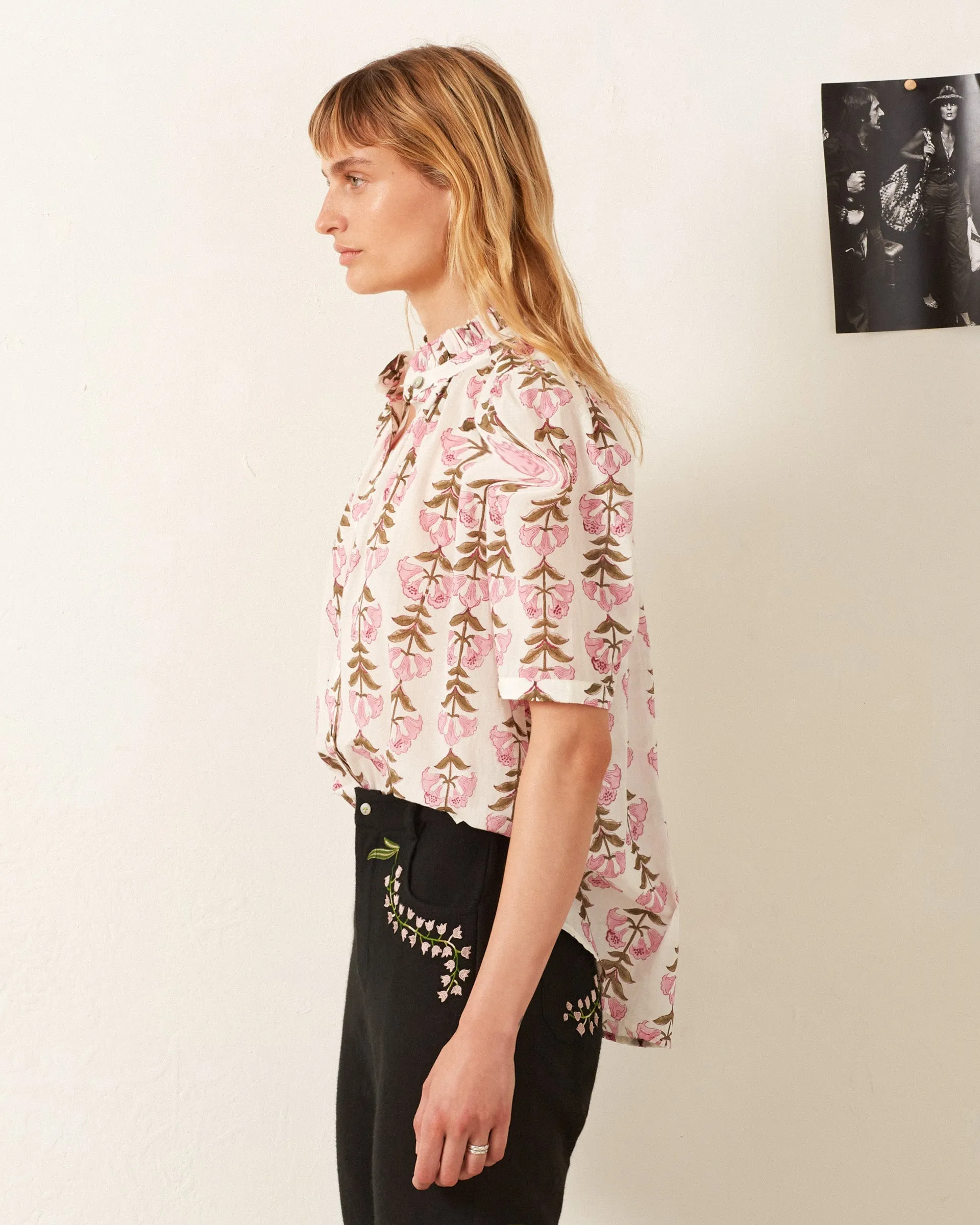Winnie Trumpet Lily Shirt