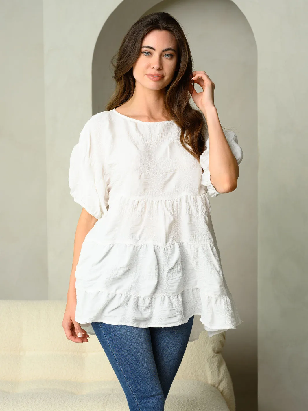 WOMEN'S SEERSUCKER PLAID WITH KEYHOLE DETAIL ON BACK SHORT BAND SLEEVE TOP