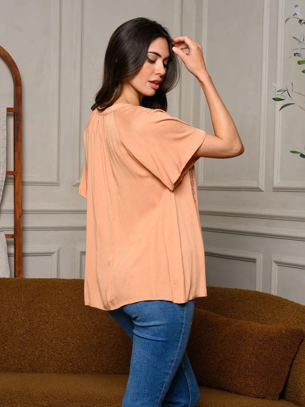 WOMEN'S SHORT FLUTTER SLEEVE EMBROIDERY TUNIC TOP