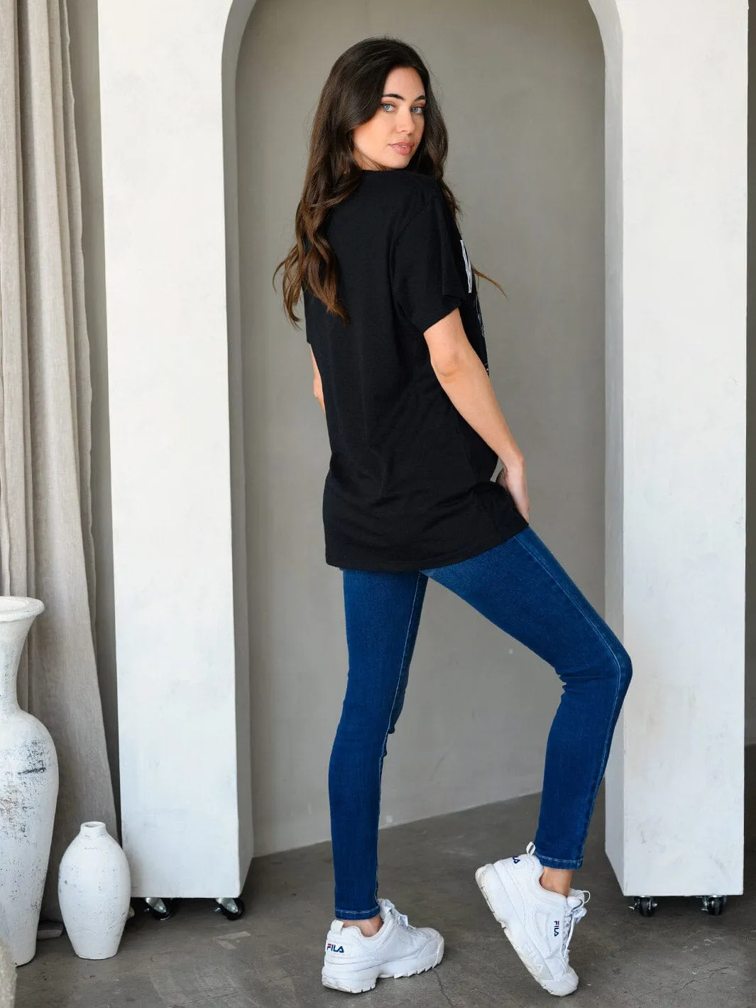 WOMEN'S SHORT SLEEVE GRAPHIC BASIC T-SHIRT