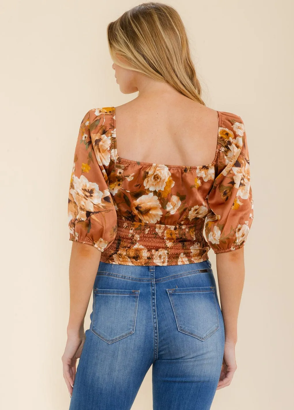 WOMEN'S SHORT SLEEVE SMOCK FLORAL BLOUSE