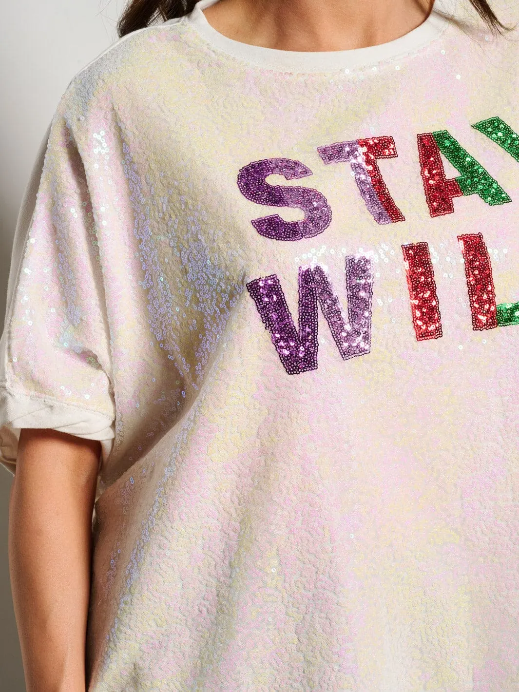 WOMEN'S SHORT SLEEVE STAY WILD SEQUINS GRAPHIC BLOUSE TOP