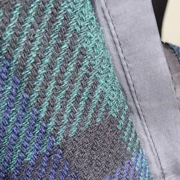 Wool Skirt Eddie Bauer Plaid Navy Blue &amp; Green Size 10