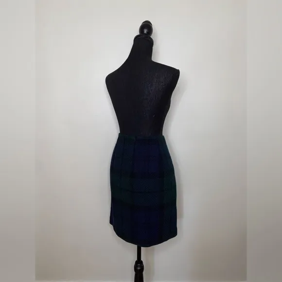 Wool Skirt Eddie Bauer Plaid Navy Blue &amp; Green Size 10