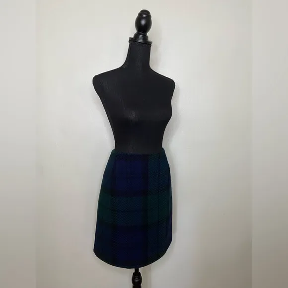 Wool Skirt Eddie Bauer Plaid Navy Blue &amp; Green Size 10
