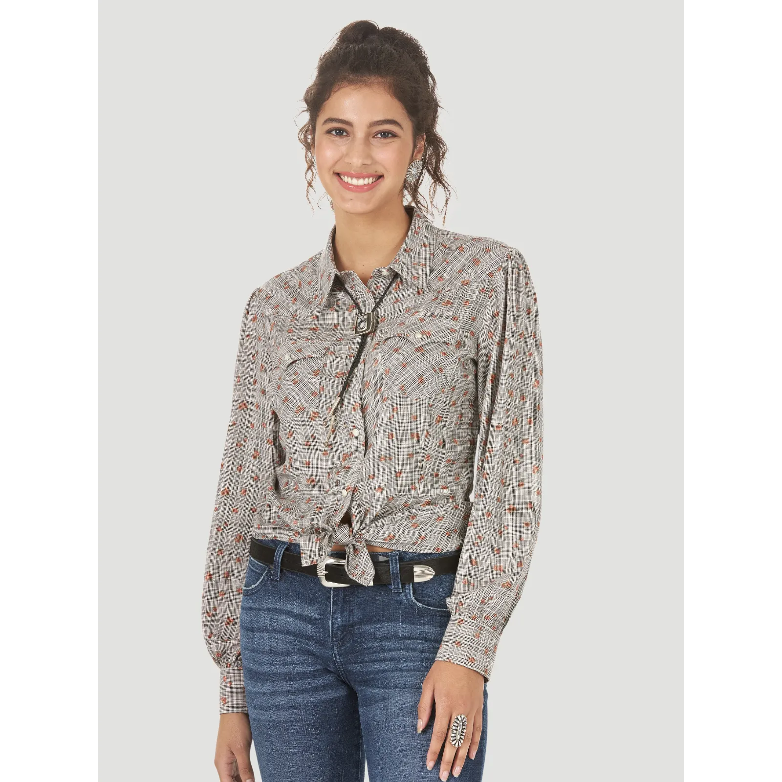 Wrangler Women's Wrangler Retro® Long Sleeve Western Snap Plaid Overprint Top in Grey Multi