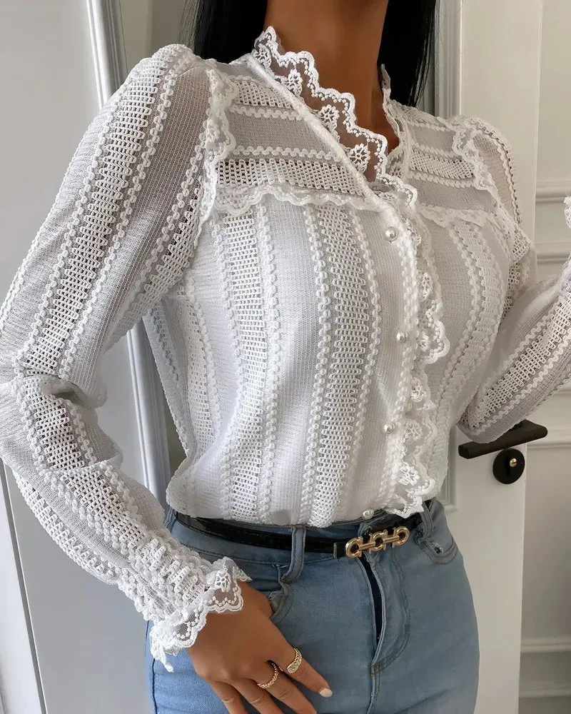 Xieyinshe - Button front top with lace trim and long sleeves