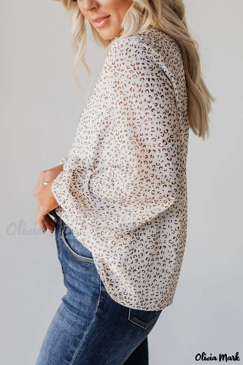 Xieyinshe - Leopard Long Sleeve Round Neck Blouse