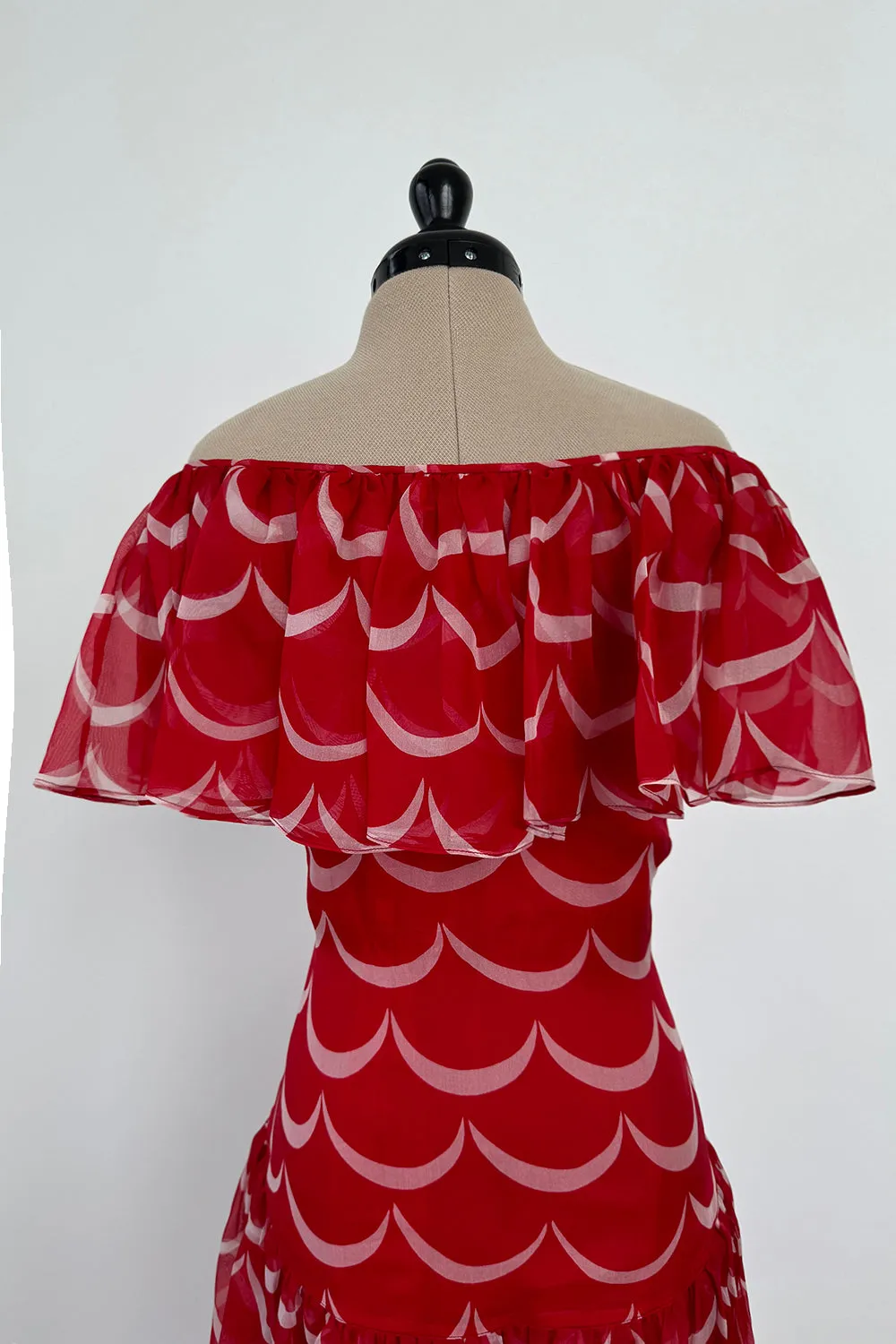 Yves Saint Laurent Spring 1980 Red Silk Organza - to 15" W