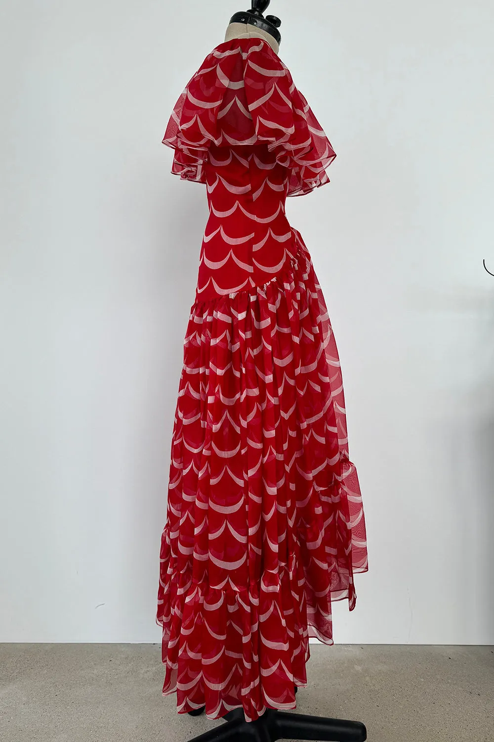 Yves Saint Laurent Spring 1980 Red Silk Organza - to 15" W