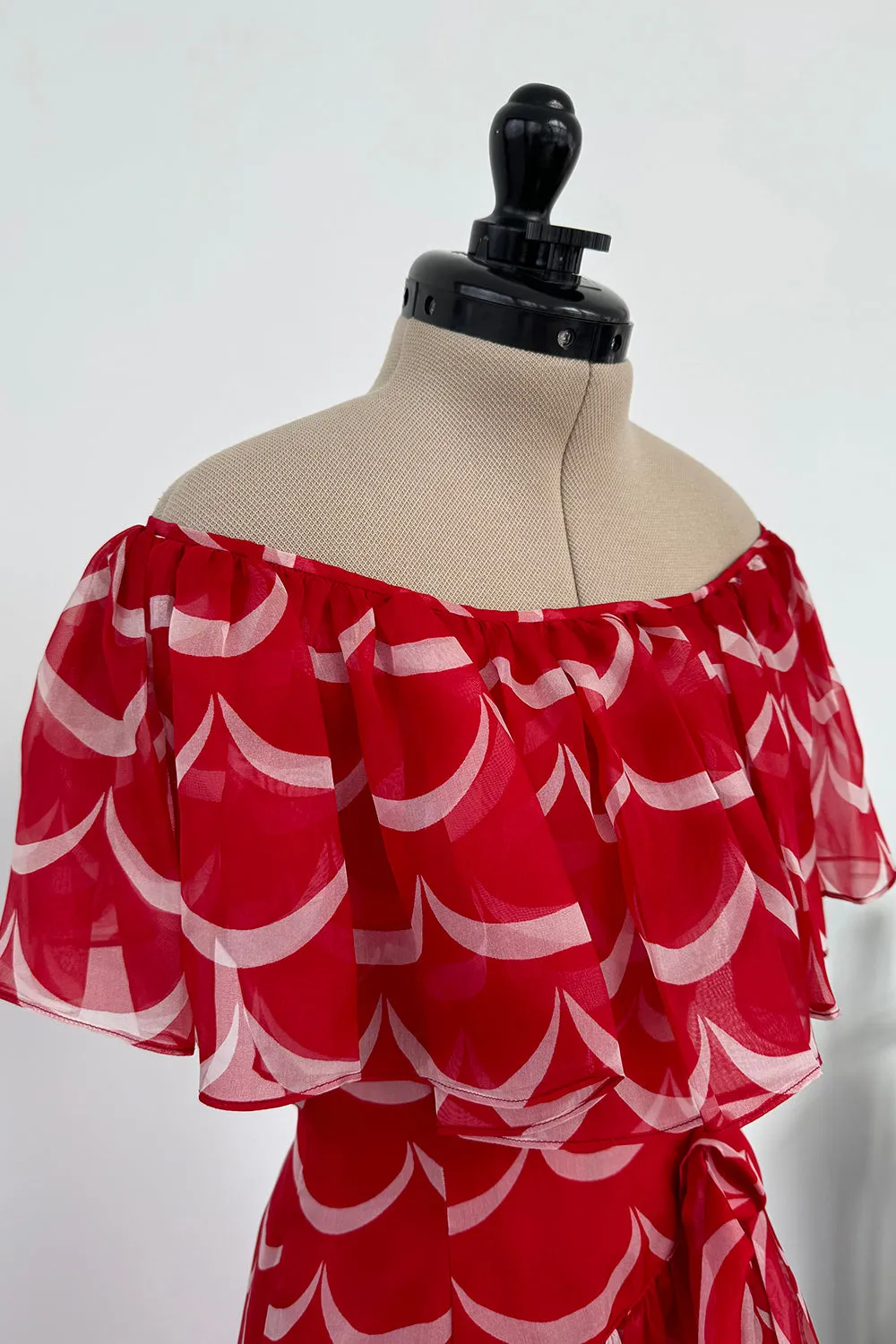 Yves Saint Laurent Spring 1980 Red Silk Organza - to 15" W