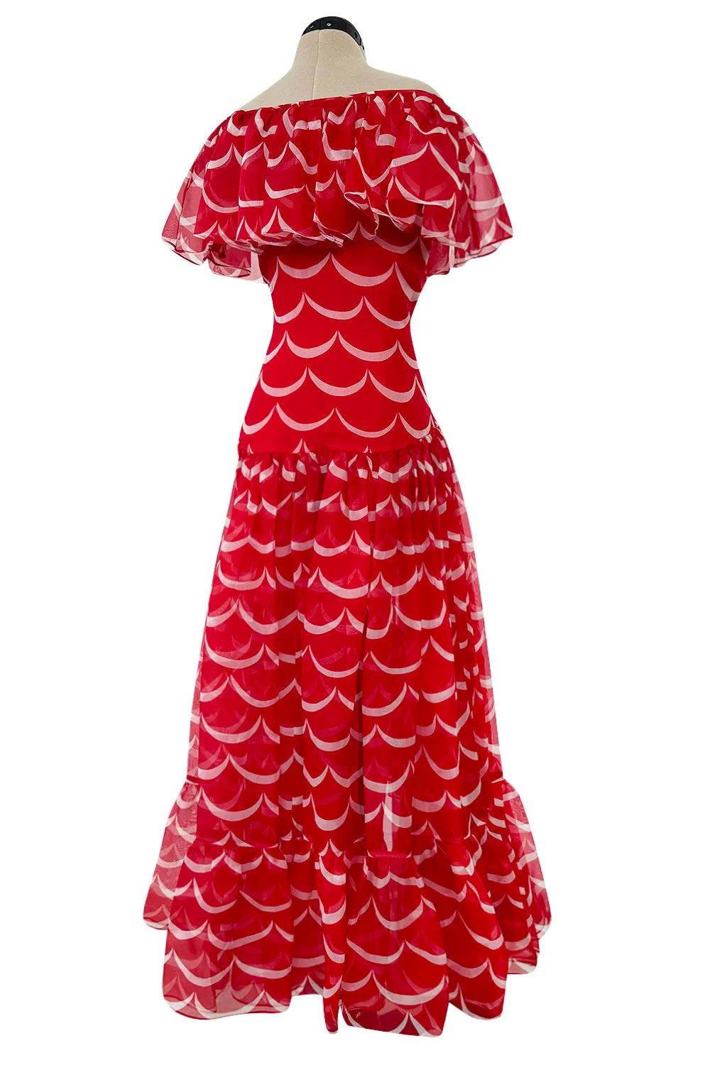 Yves Saint Laurent Spring 1980 Red Silk Organza - to 15" W